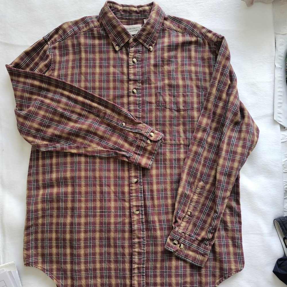 Northern Territory Long Sleeve Mens Brown Plaid Shirt, Flannel